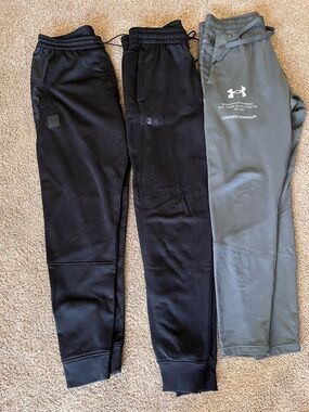 Bundle!!! 3 Under Armour Black&Grey Fleece-Lined Joggers
